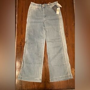 Democracy Women's High Rise Jeans - Light Blue